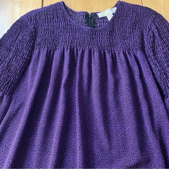 Michael Kors Women’s Purple Smocked Neck blouse Sz Large - Picture 5 of 13